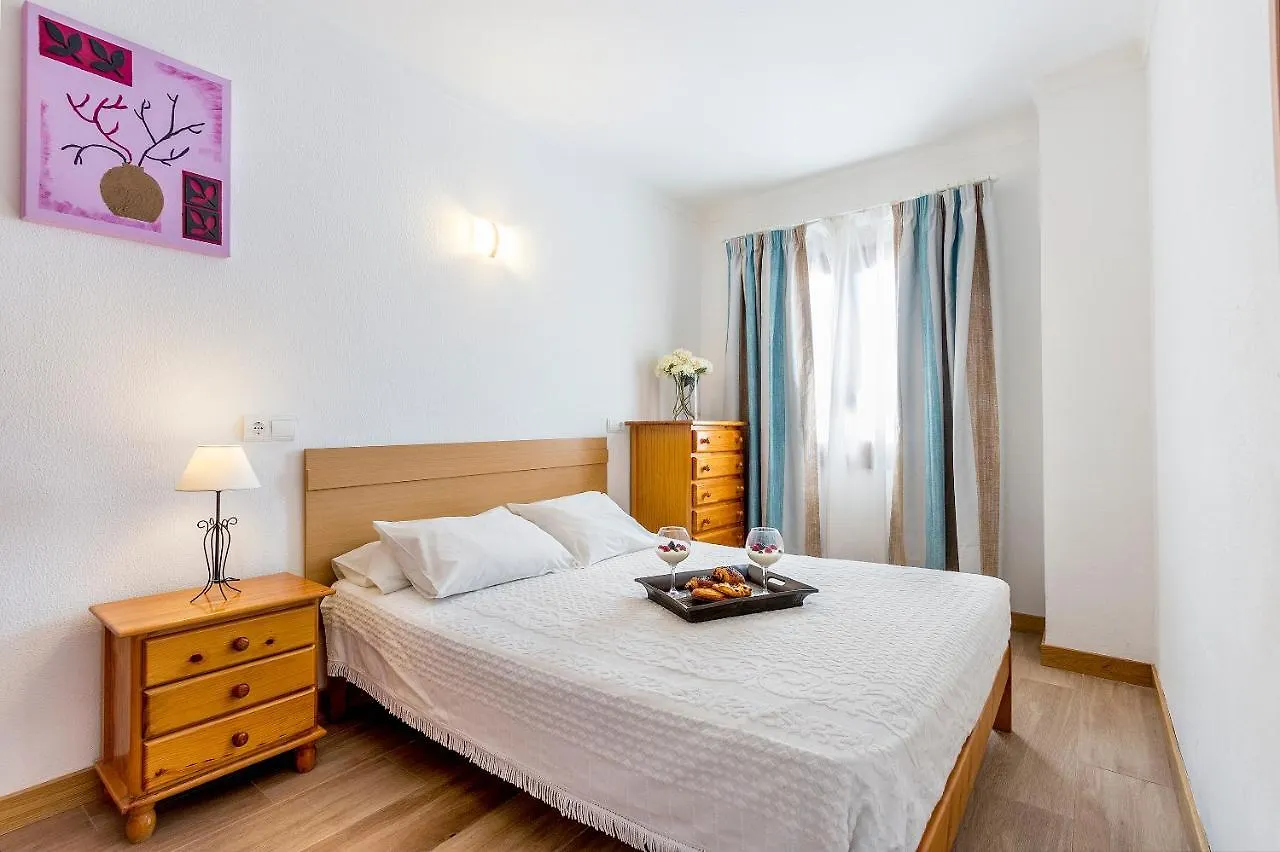 Apartment Ponent アルクディア